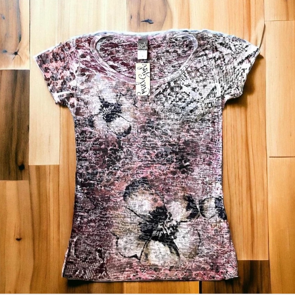 NEW! Cruel Girl M medium s/s graphic tee top shirt blouse NWT!